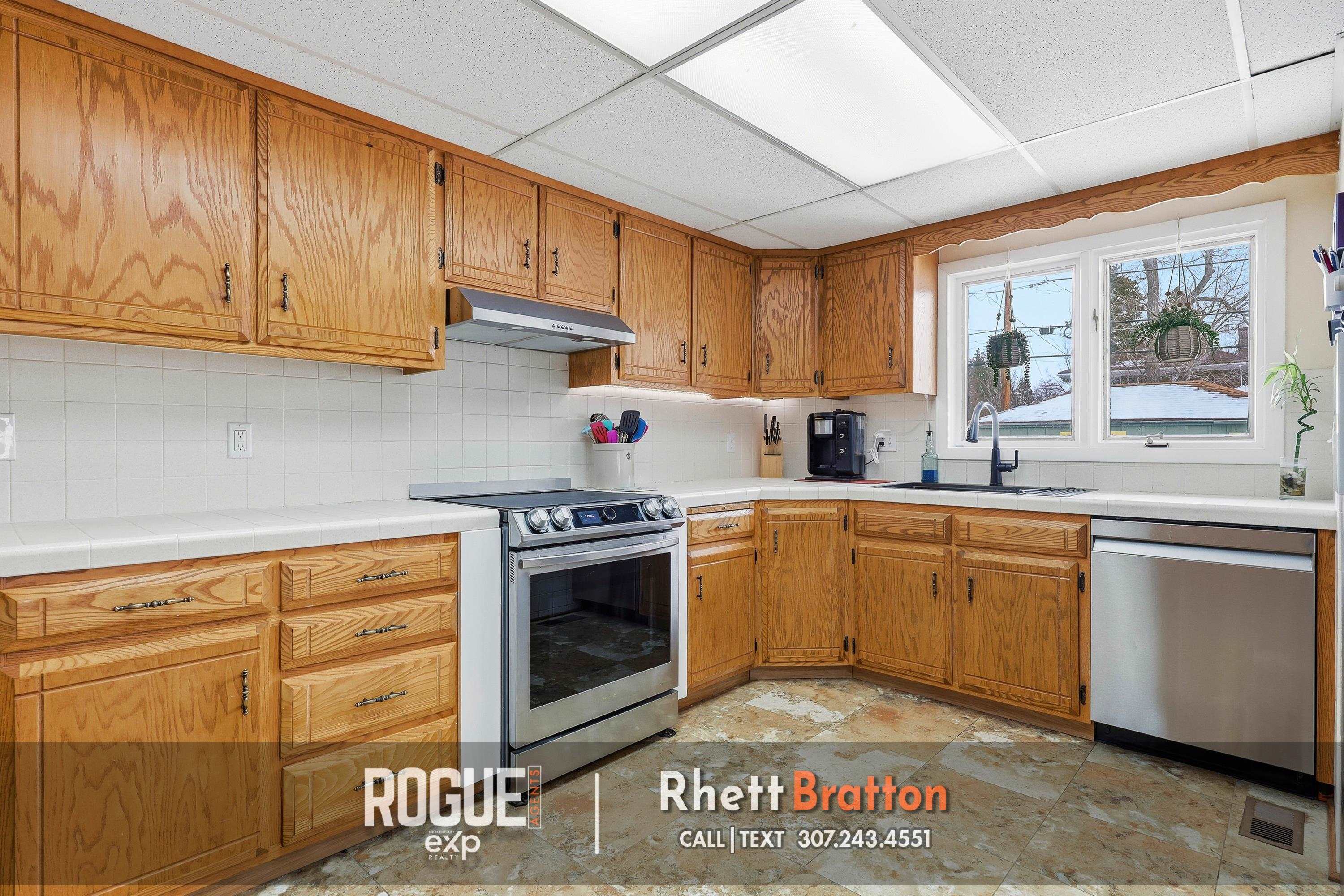 1635 South Chestnut Street Casper, WY 82601 - Photo 7 of 26