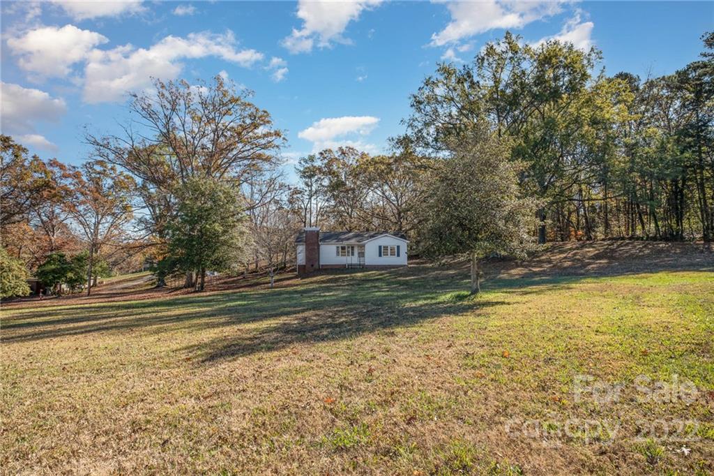 150 Irish Potato Road Concord, NC 28025 - Photo 4 of 28 Gallery Image 4