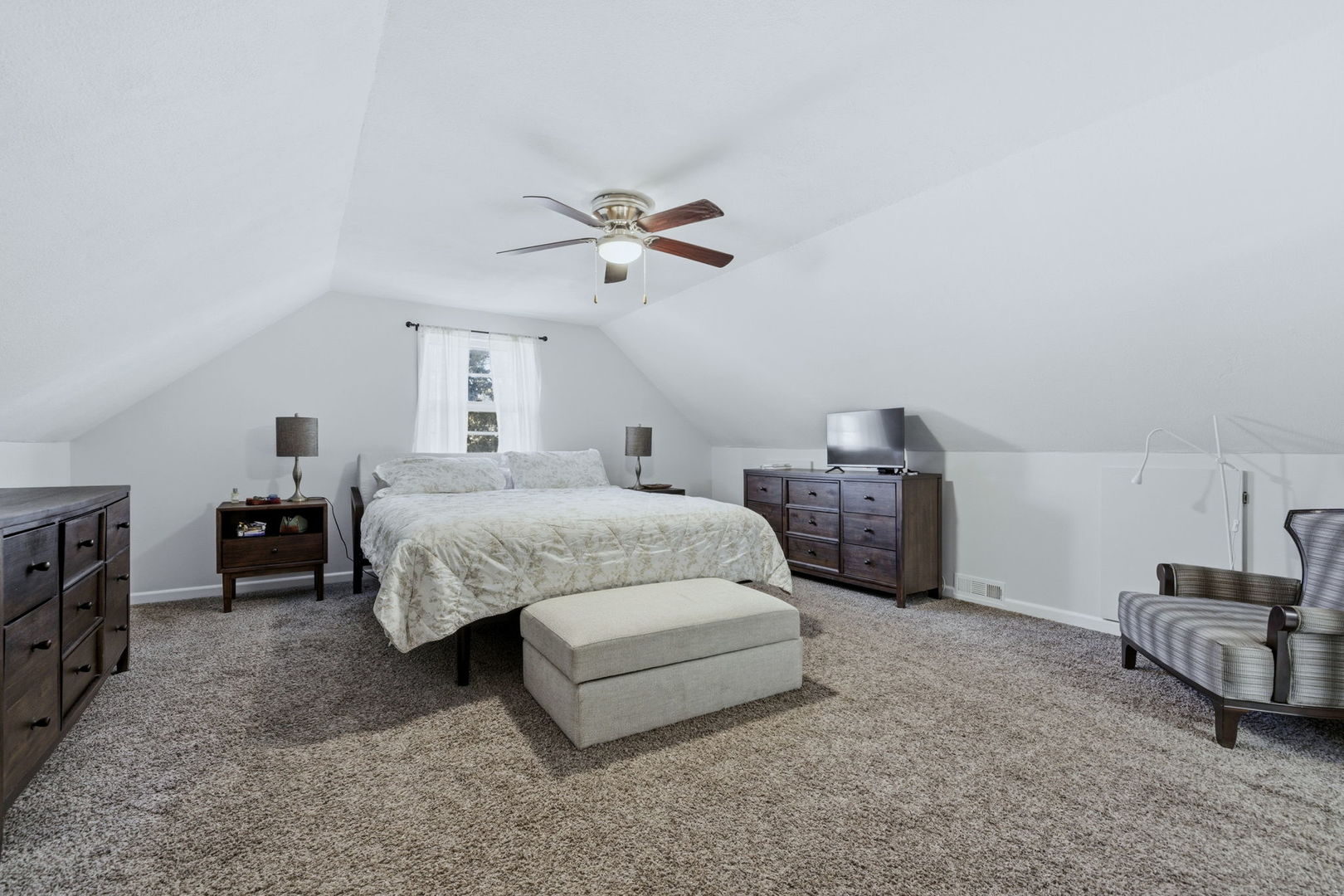 740 Prairie Avenue Naperville, IL 60540 - Photo 13 of 31