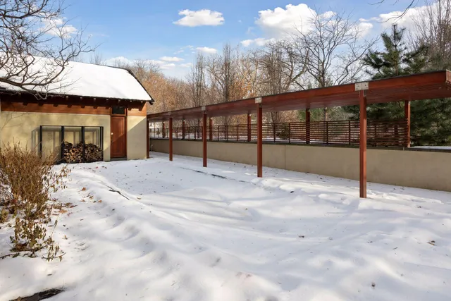 $3,150,000 | 20545 Linden Road, Deephaven, MN 55331