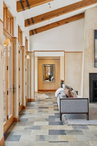 $3,150,000 | 20545 Linden Road, Deephaven, MN 55331