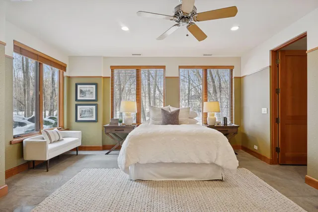 $3,150,000 | 20545 Linden Road, Deephaven, MN 55331