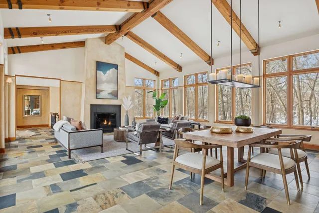 $3,150,000 | 20545 Linden Road, Deephaven, MN 55331