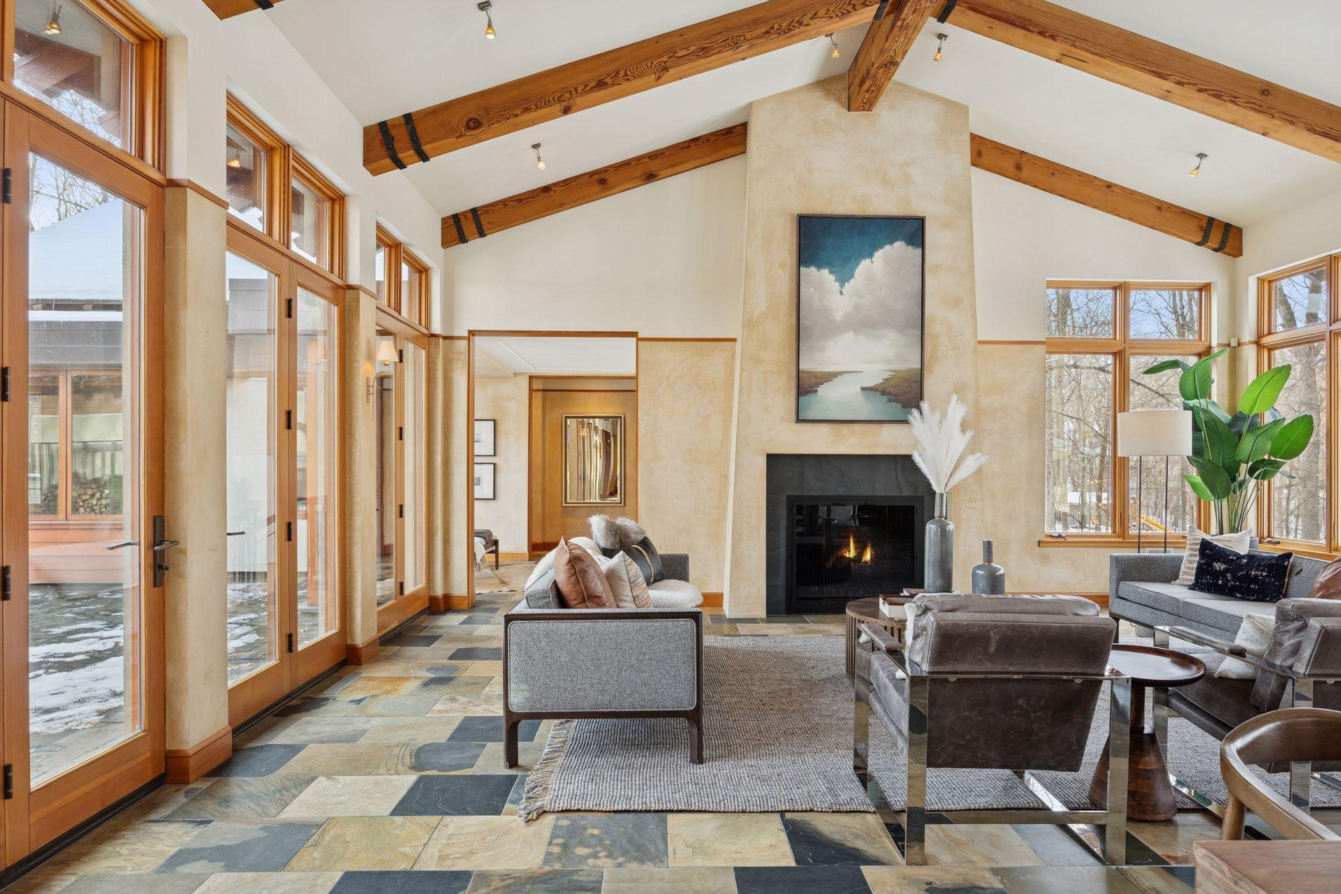 20545 Linden Road Deephaven, MN 55331 - Photo 6 of 102