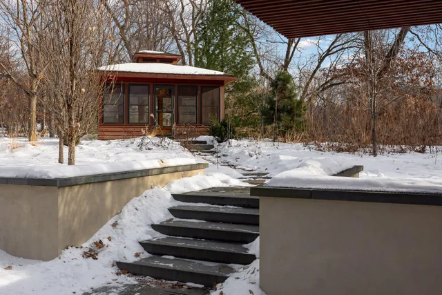 $3,150,000 | 20545 Linden Road, Deephaven, MN 55331