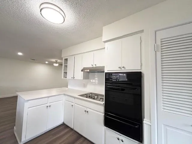 $2,300 | 1618 Oakridge Drive, Pantego, TX 76013