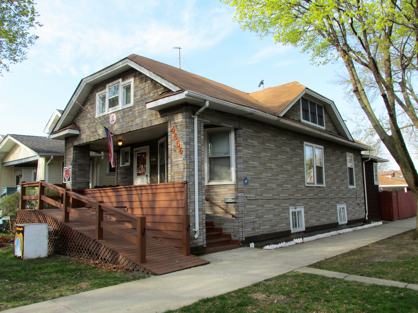 4656 North Leamington Avenue Chicago, IL 60630 - Photo 1 of 19