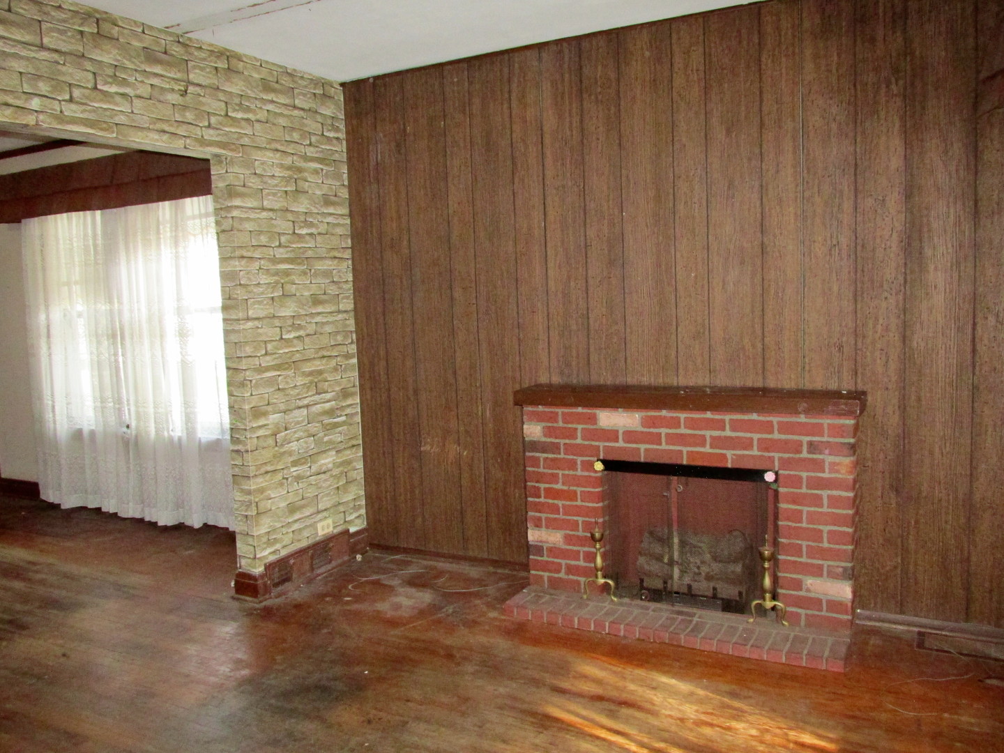 4656 North Leamington Avenue Chicago, IL 60630 - Photo 3 of 19