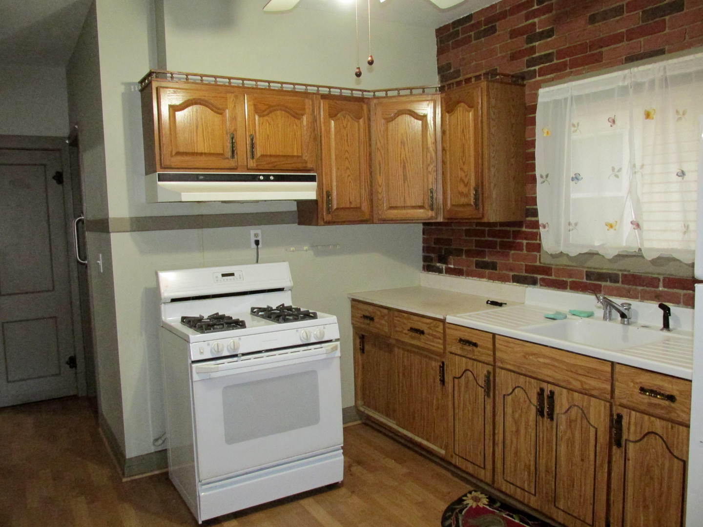 4656 North Leamington Avenue Chicago, IL 60630 - Photo 8 of 19