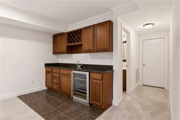 $1,095,000 | 5522 Garden Park Lane, Winston-Salem, NC 27106