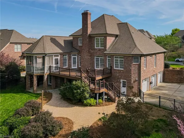 $1,095,000 | 5522 Garden Park Lane, Winston-Salem, NC 27106