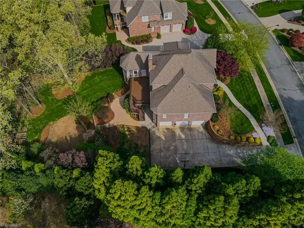 $1,095,000 | 5522 Garden Park Lane, Winston-Salem, NC 27106