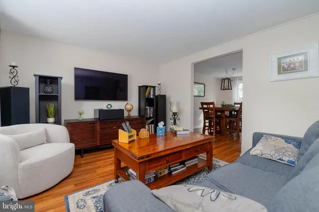 $364,900 | 4367 Sycamore Drive, Hampstead, MD 21074