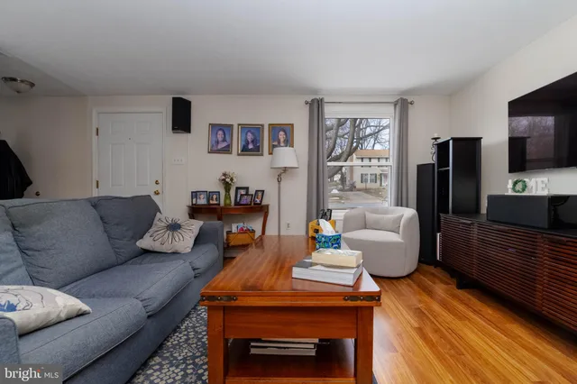 $364,900 | 4367 Sycamore Drive, Hampstead, MD 21074