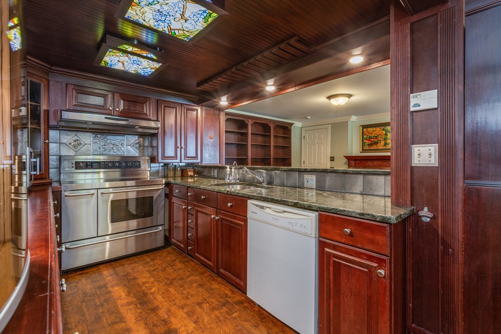 5 Bayberry Road Windham, NH 03087 - Photo 31 of 34