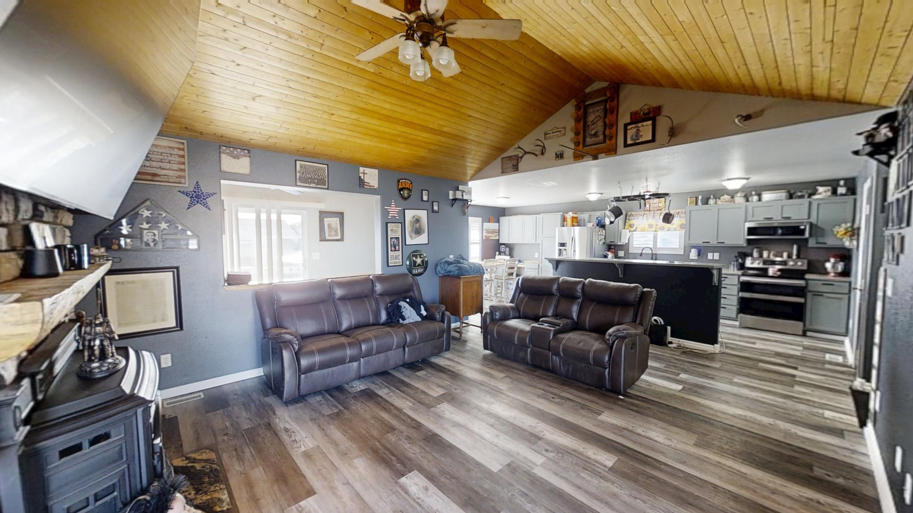 2011 Sioux Trail Bar Nunn, WY 82601 - Photo 3 of 50