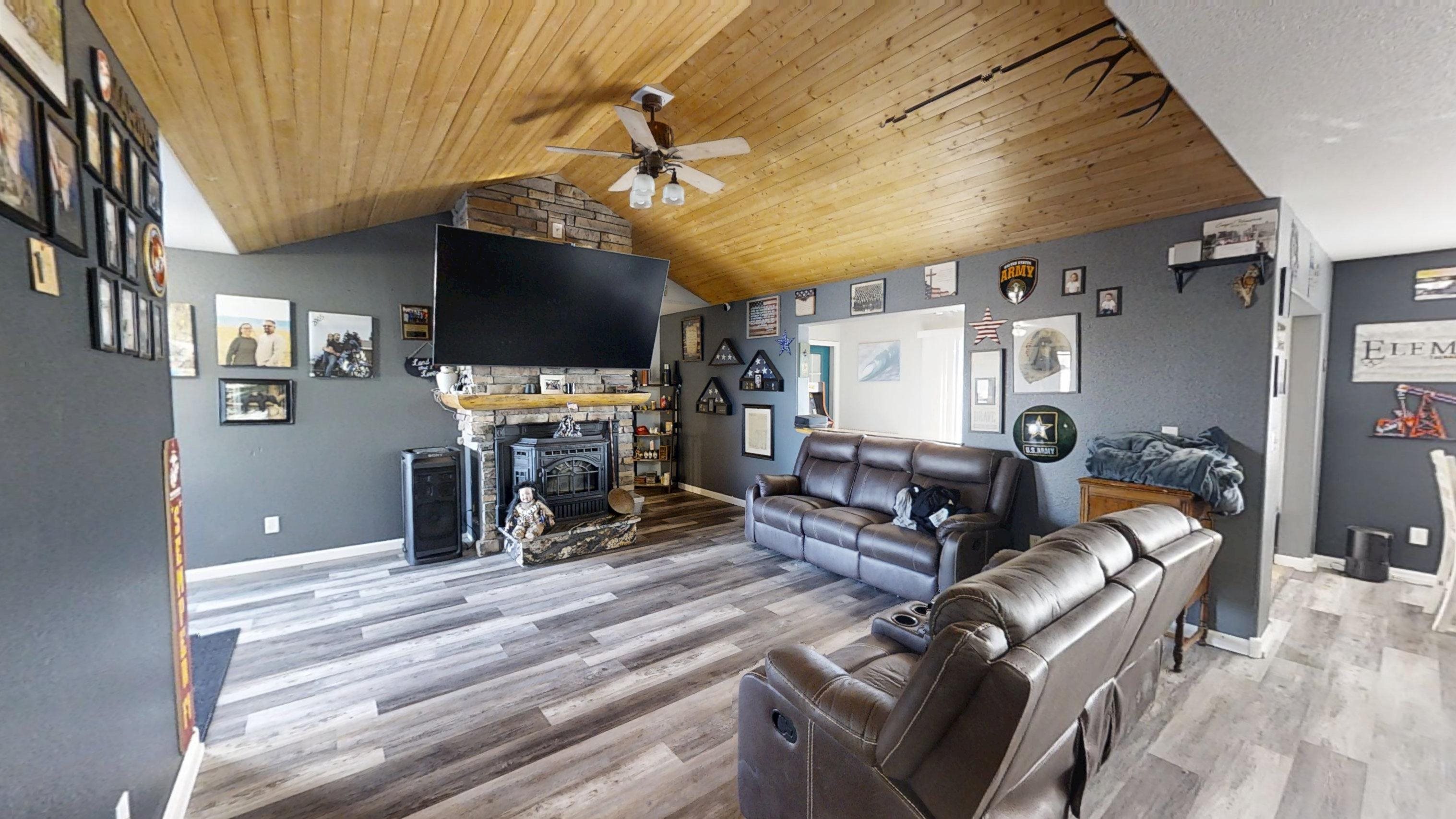 2011 Sioux Trail Bar Nunn, WY 82601 - Photo 4 of 50