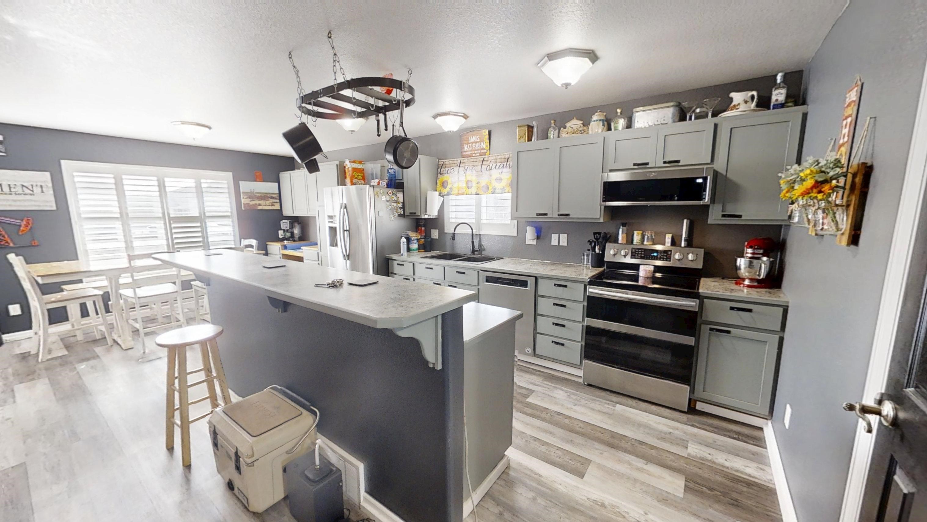 2011 Sioux Trail Bar Nunn, WY 82601 - Photo 5 of 50