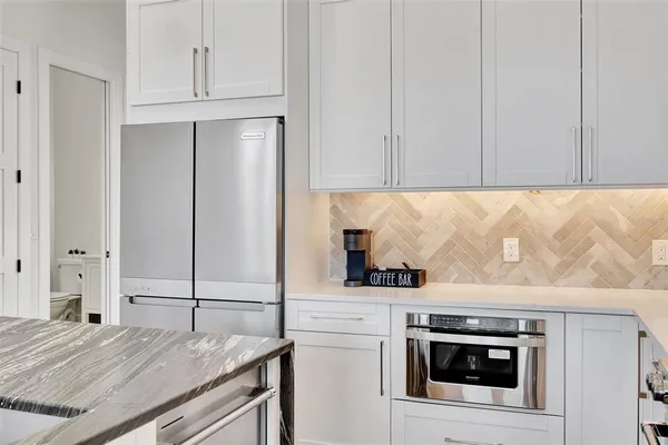 $8,250 | 341 Albert Street, Dunedin, FL 34698