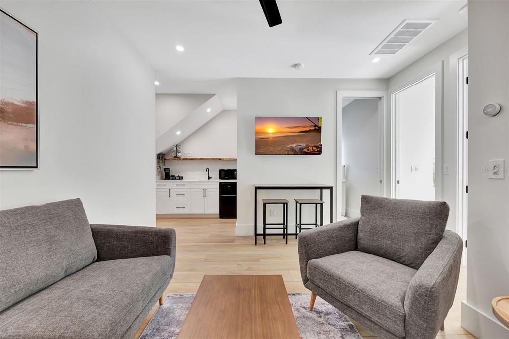 341 Albert Street Dunedin, FL 34698 - Photo 24 of 49