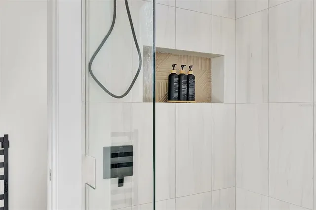 $8,250 | 341 Albert Street, Dunedin, FL 34698