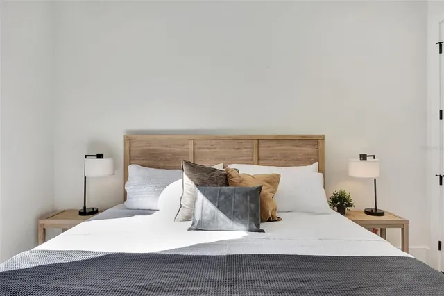 $8,250 | 341 Albert Street, Dunedin, FL 34698