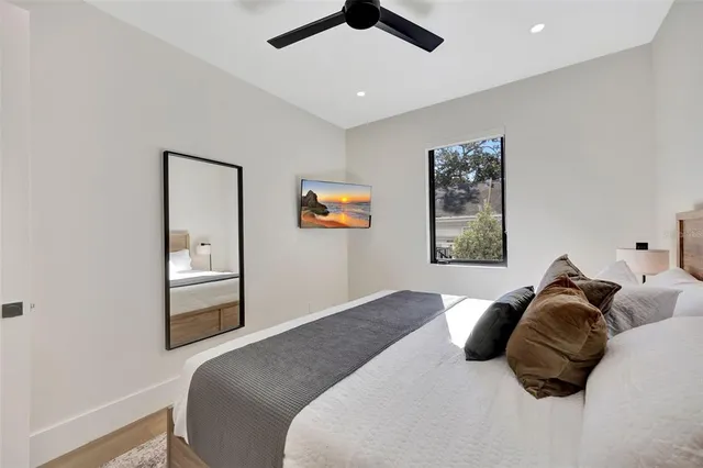 $8,250 | 341 Albert Street, Dunedin, FL 34698