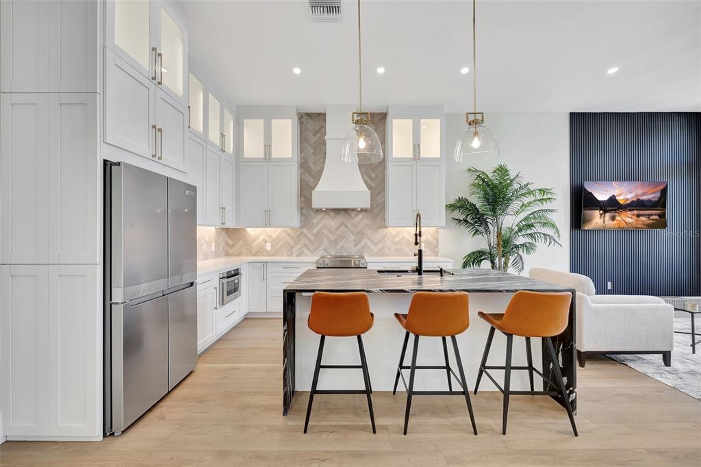 341 Albert Street Dunedin, FL 34698 - Photo 8 of 49