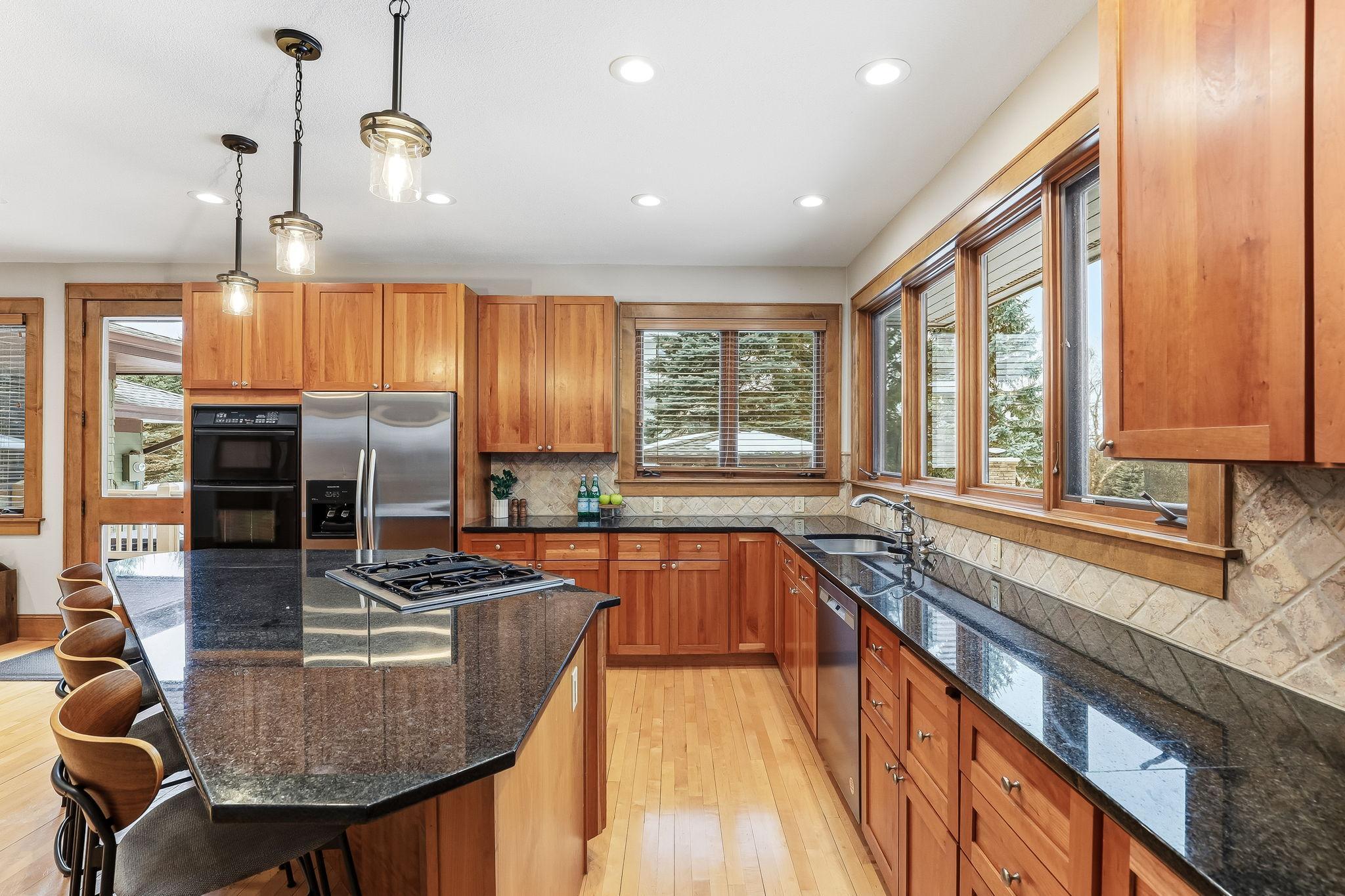 6934 Highover Drive Chanhassen, MN 55317 - Photo 15 of 45