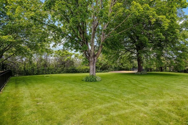 $1,000,000 | 6934 Highover Drive, Chanhassen, MN 55317