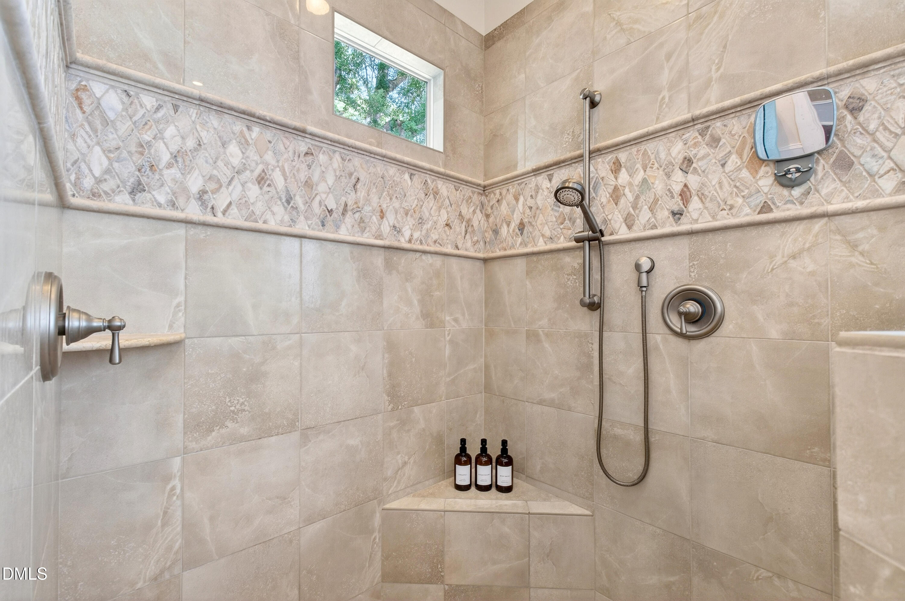 2805 Anderson Drive Raleigh, NC 27608 - Photo 21 of 50 Anderson (49)