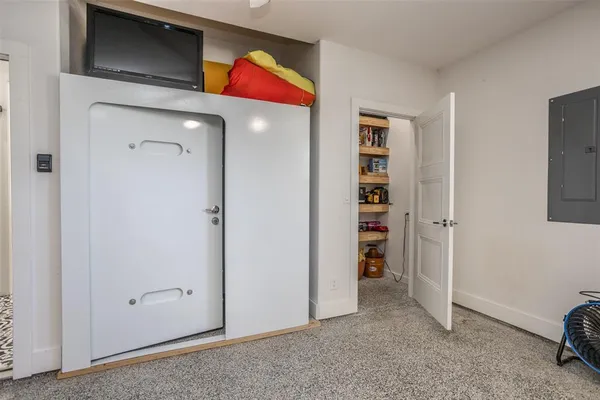 $759,000 | 104 Park Lane, Gainesville, TX 76240