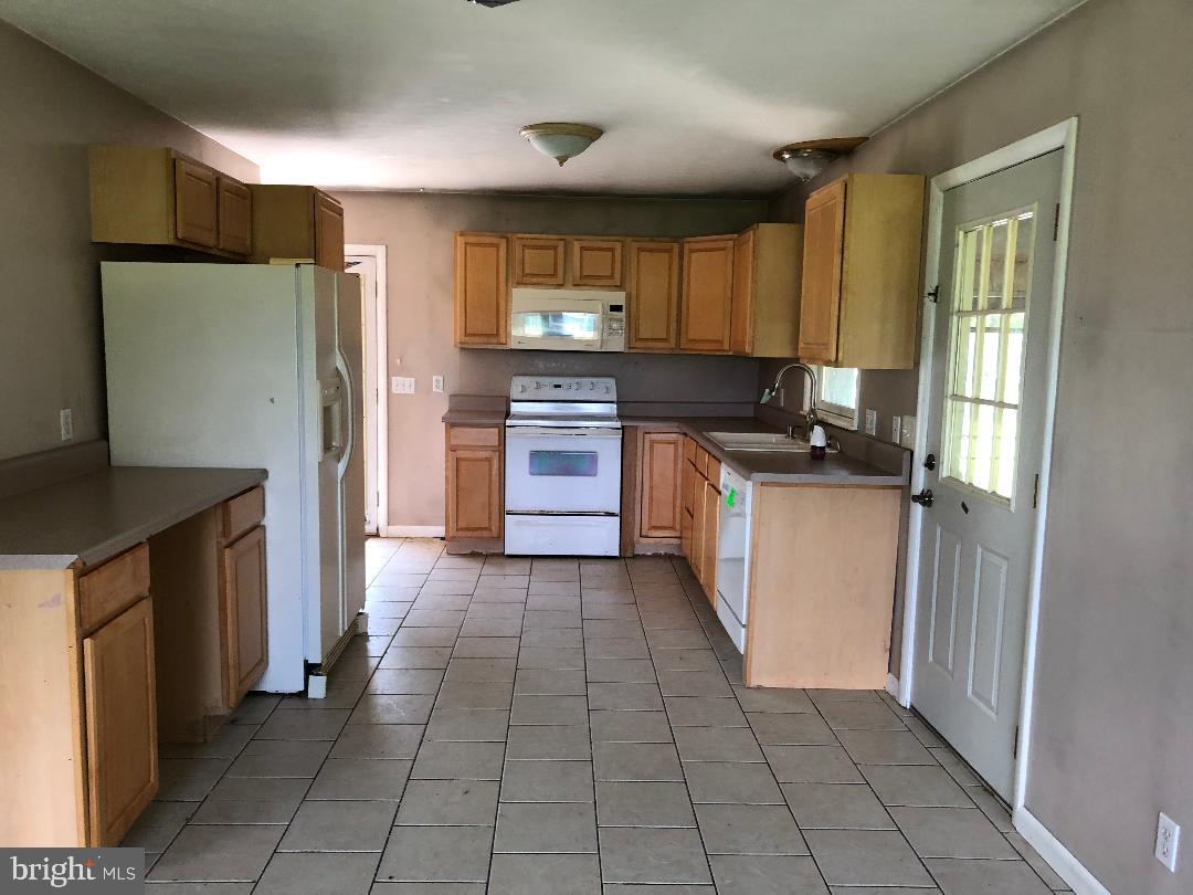4401 Post Road Vineland, NJ 08360 - Photo 7 of 10