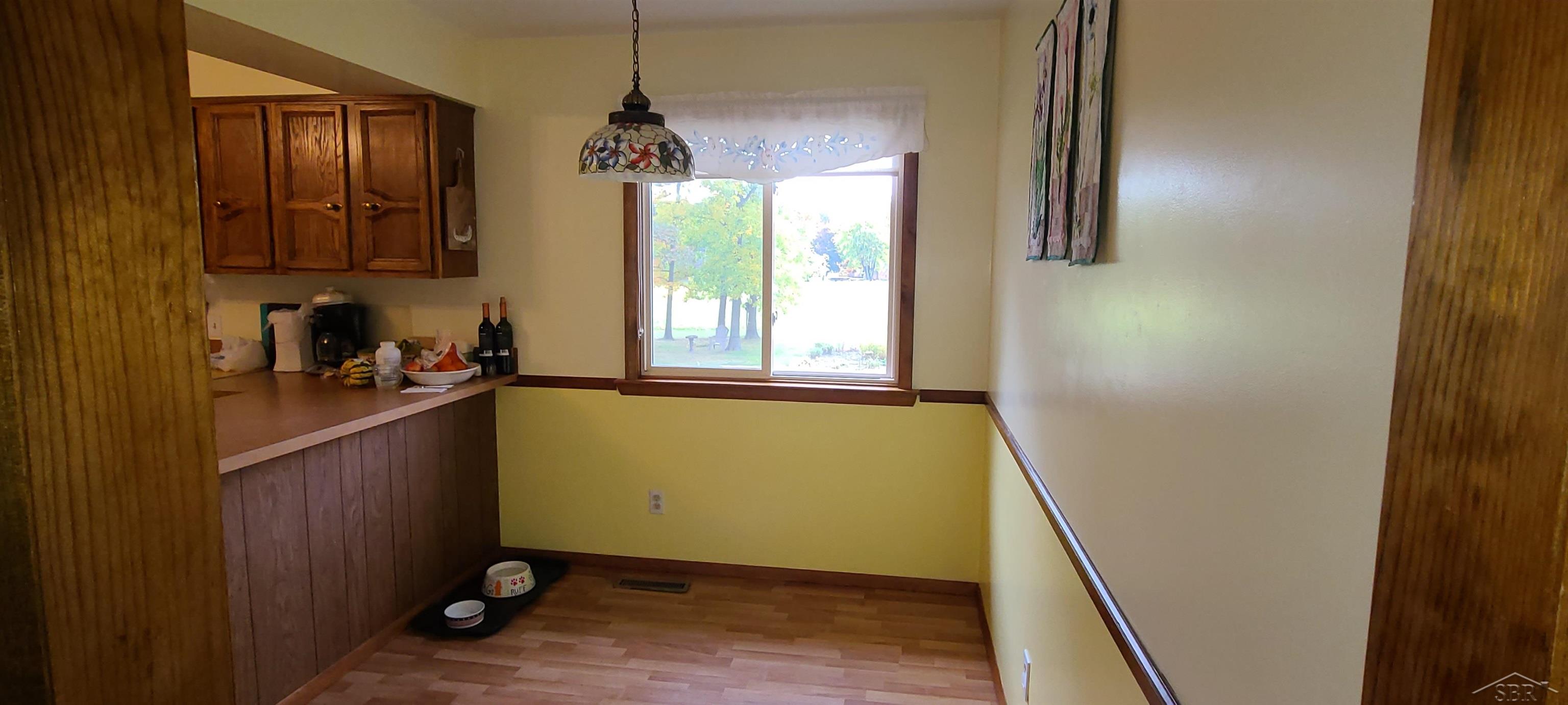5969 Frankenmuth Road Vassar, MI 48768 - Photo 10 of 45 50093529-9.JPG