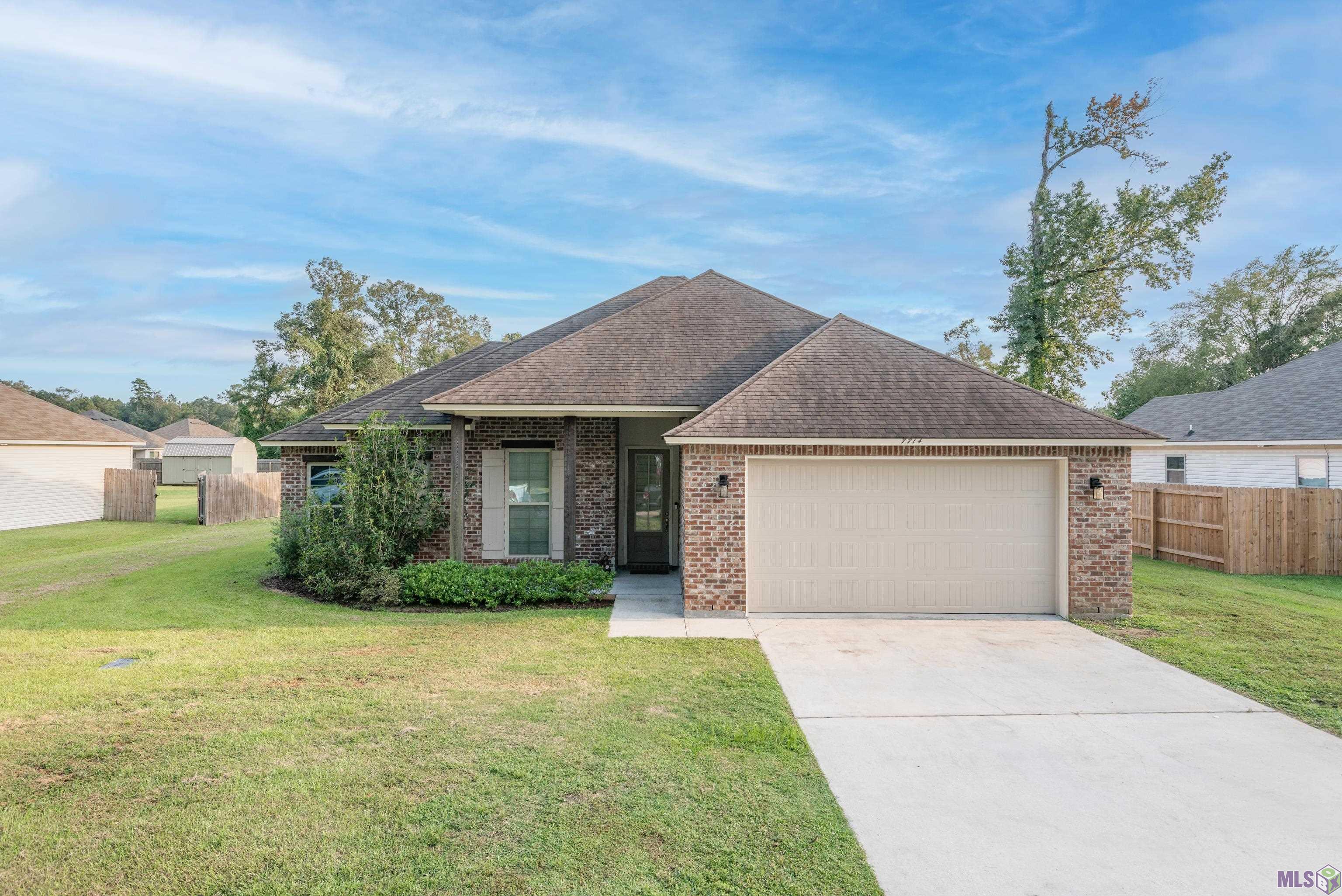 7714 Bend Road Denham Springs, LA 70706 - Photo 2 of 27