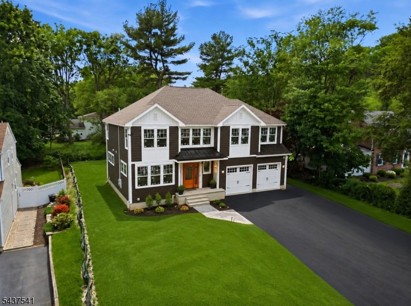 21 Valemont Way Summit, NJ 07901 - Photo 1 of 9