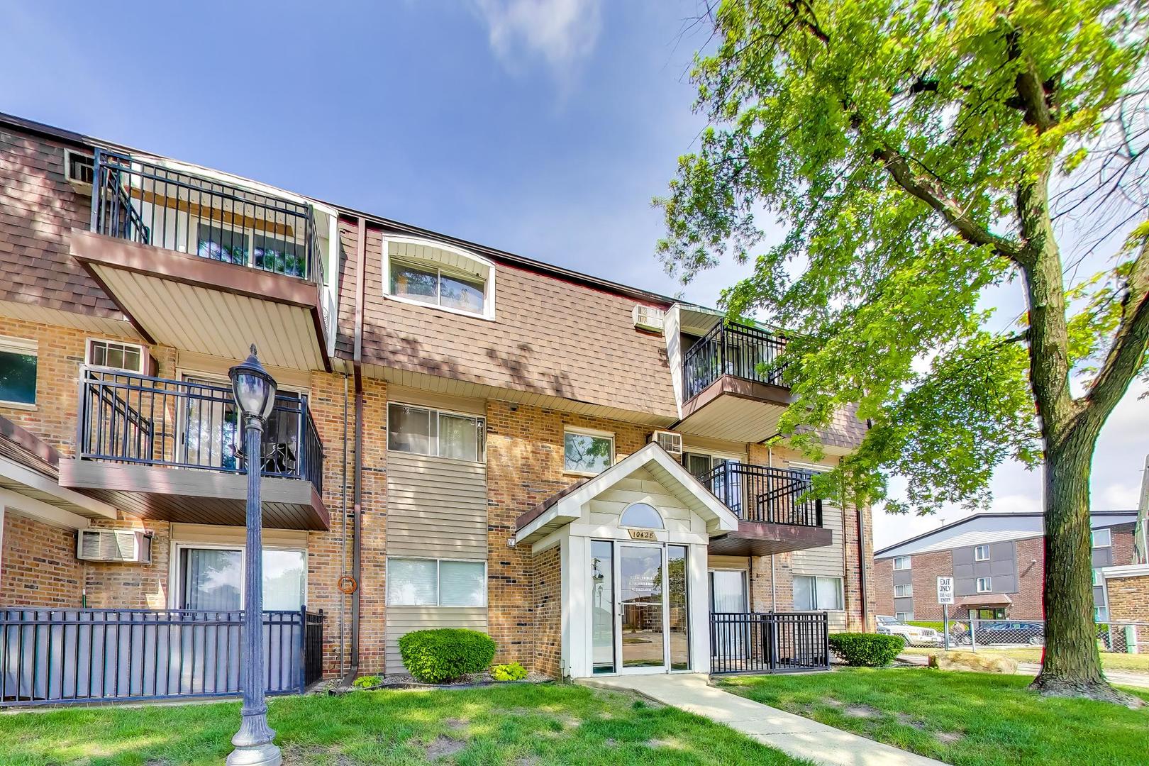10428 Ridgeland Avenue, Unit 6 Chicago Ridge, IL 60415 - Photo 2 of 24