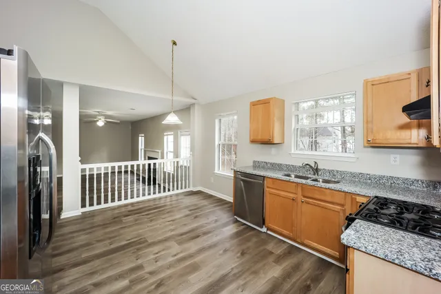 $2,175 | 7030 Mahogany Drive, Fairburn, GA 30213