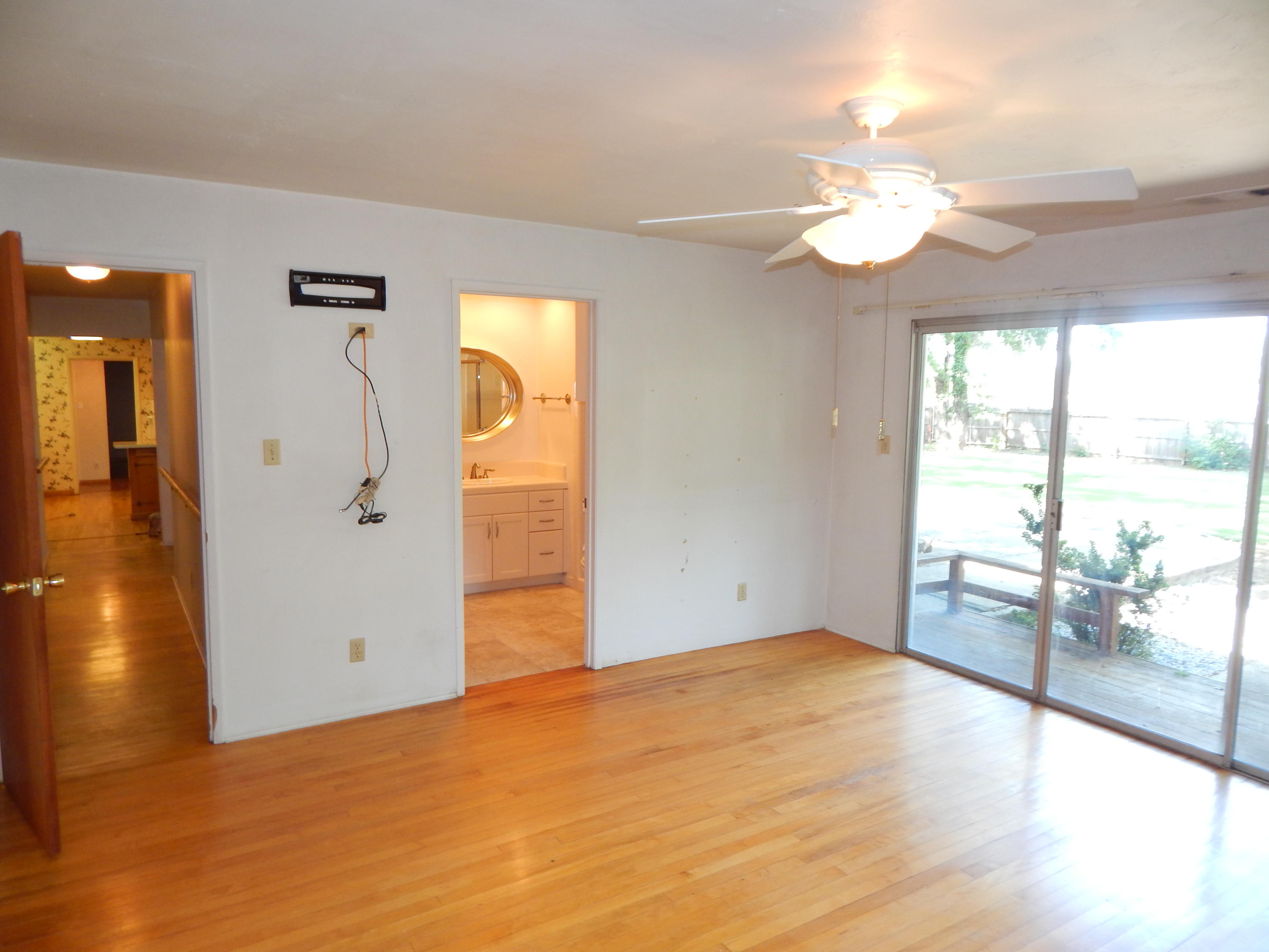 6460 Riverside Drive Redding, CA 96001 - Photo 34 of 81 DSCN3190