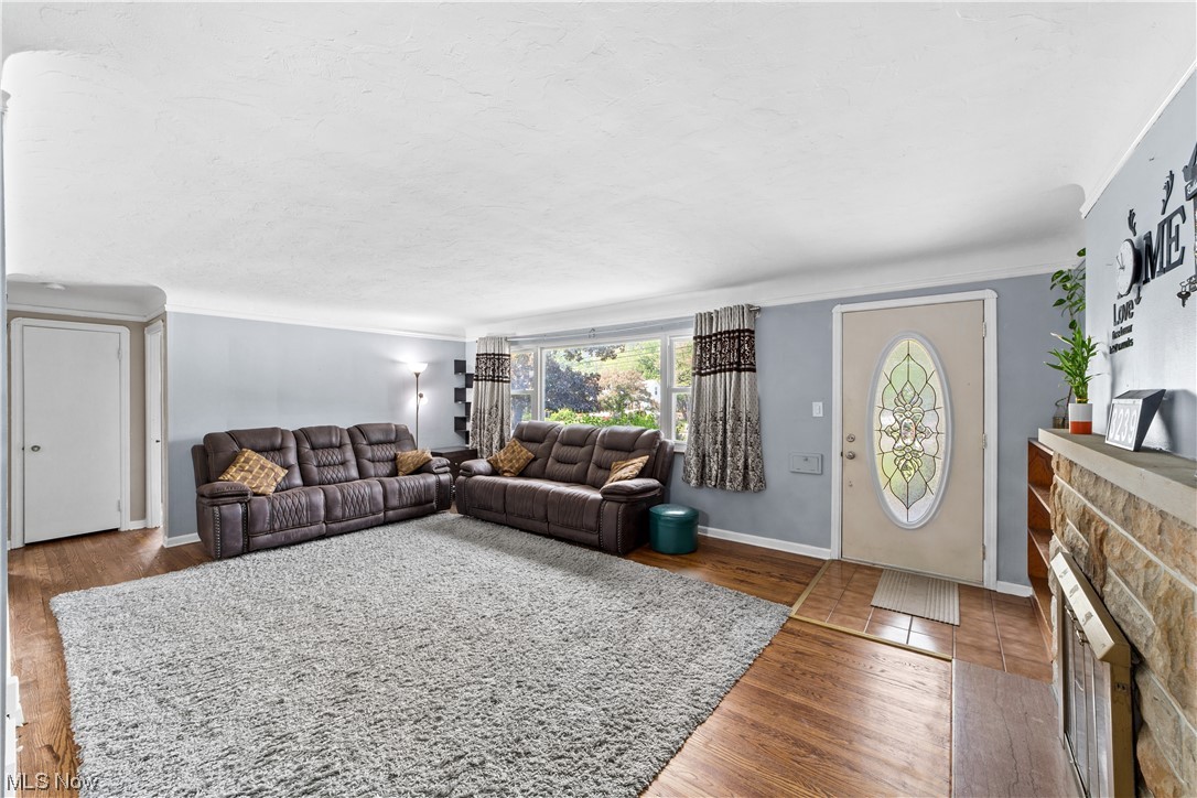 3239 Columbia Road Westlake, OH 44145 - Photo 5 of 24 Gallery Image 5