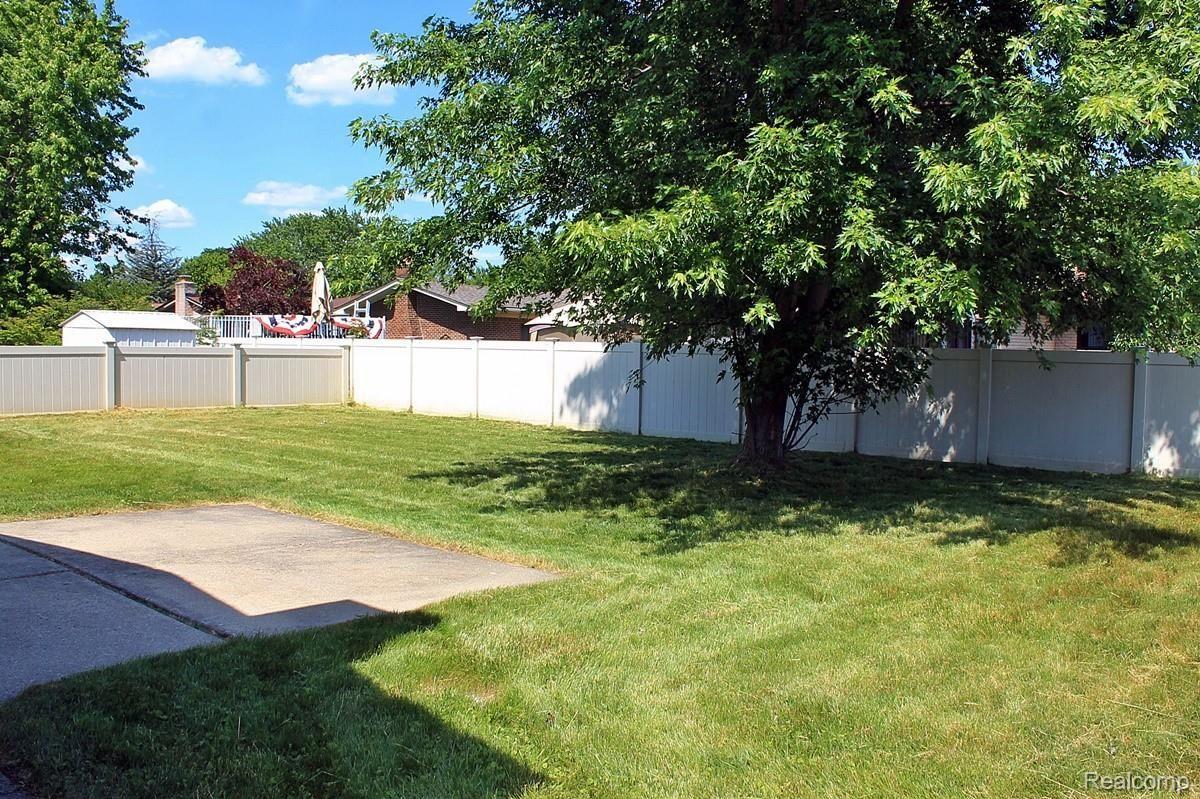6094 Wedgewood Road Canton, MI 48187 - Photo 4 of 56 IMG_6635.JPG