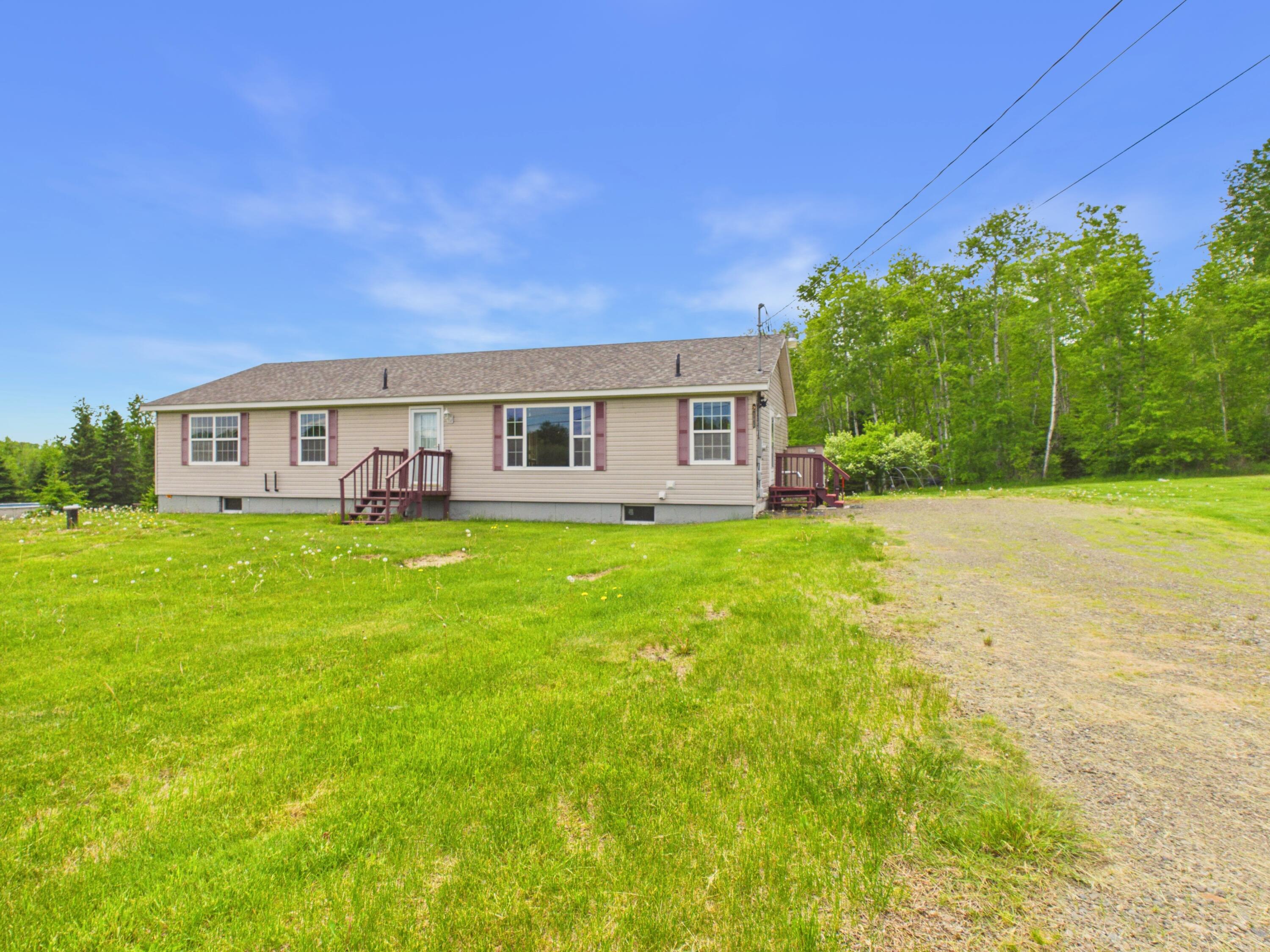 237 Grimes Road Caribou, ME 04736 - Photo 5 of 46 237 Grimes Road 2026 (34)