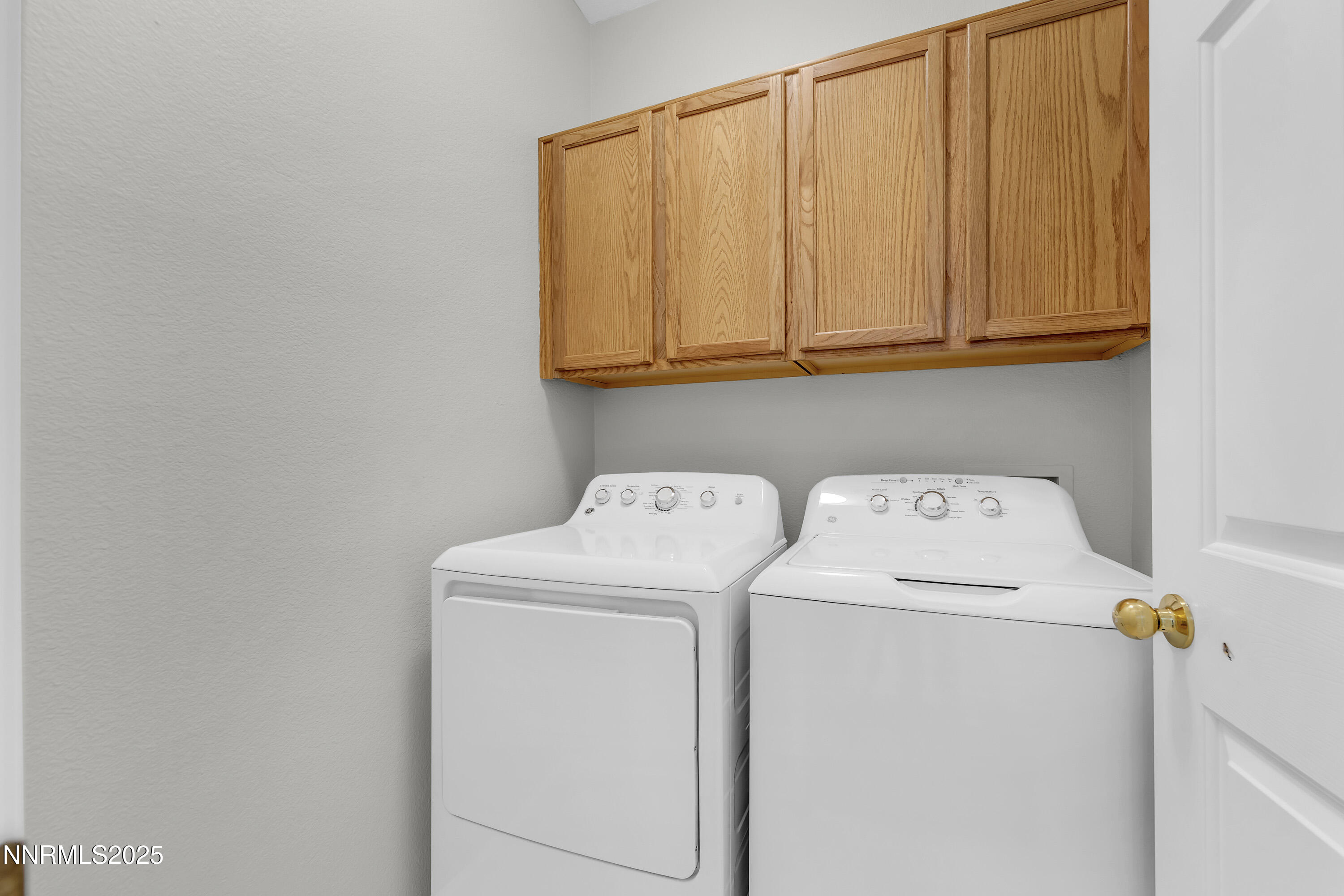 2130 Canyon Mesa Court Reno, NV 89523 - Photo 21 of 31 CanyonMesa-laundry room