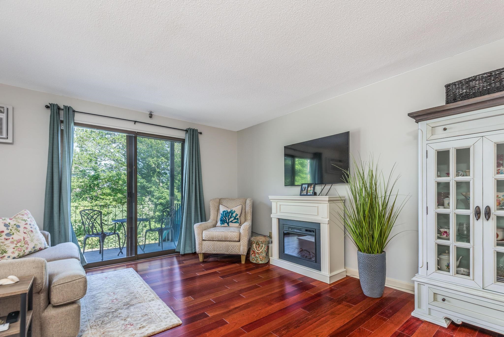 467 High Street, Unit 14 Hampton, NH 03842 - Photo 3 of 39