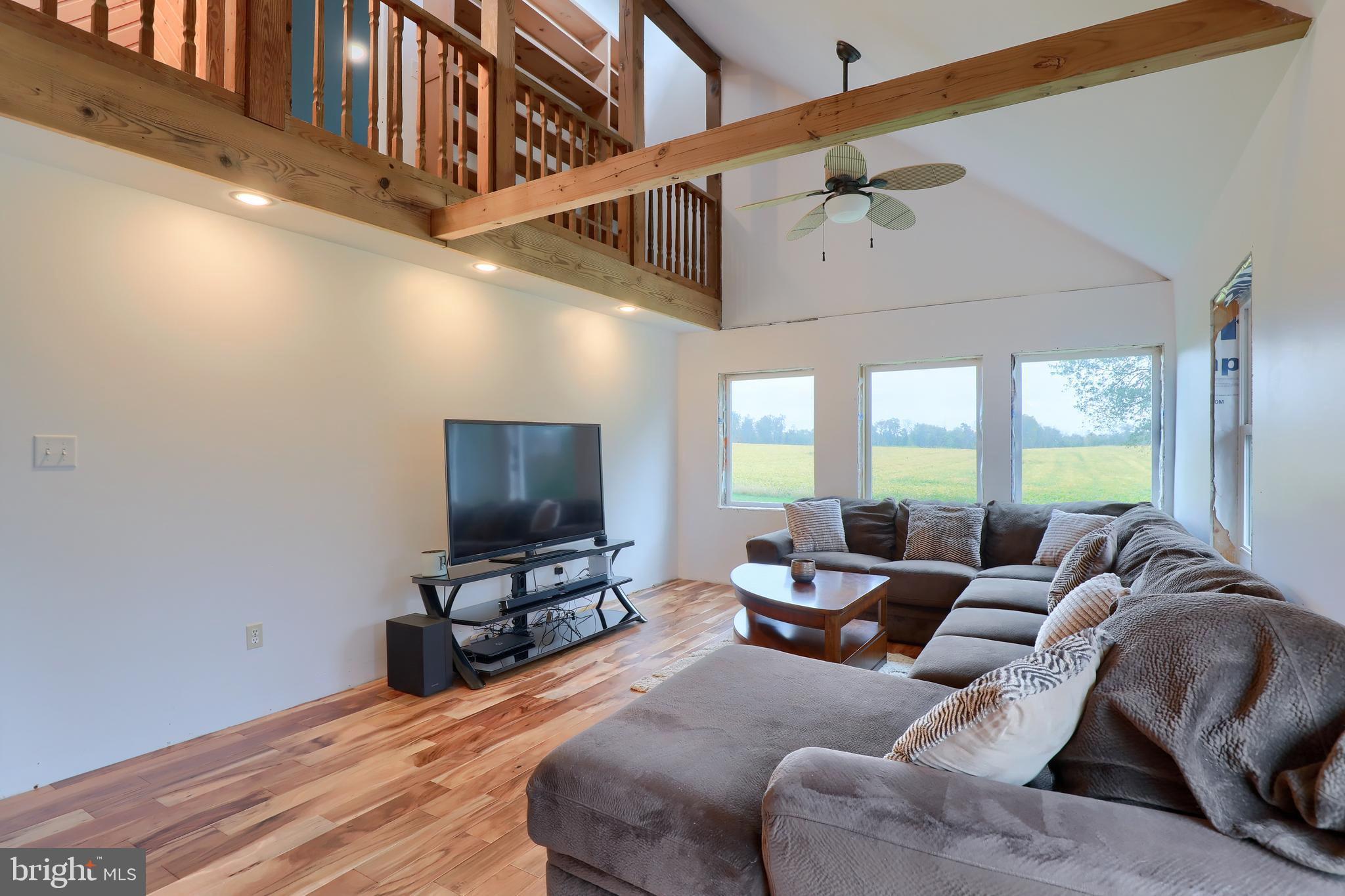 91 Ducktown Road Hellam, PA 17406 - Photo 3 of 34 Gallery Image 3