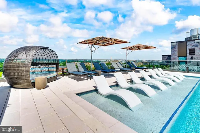 $5,194 | 113 Potomac Avenue Southwest, Unit 401, Washington, DC 20024