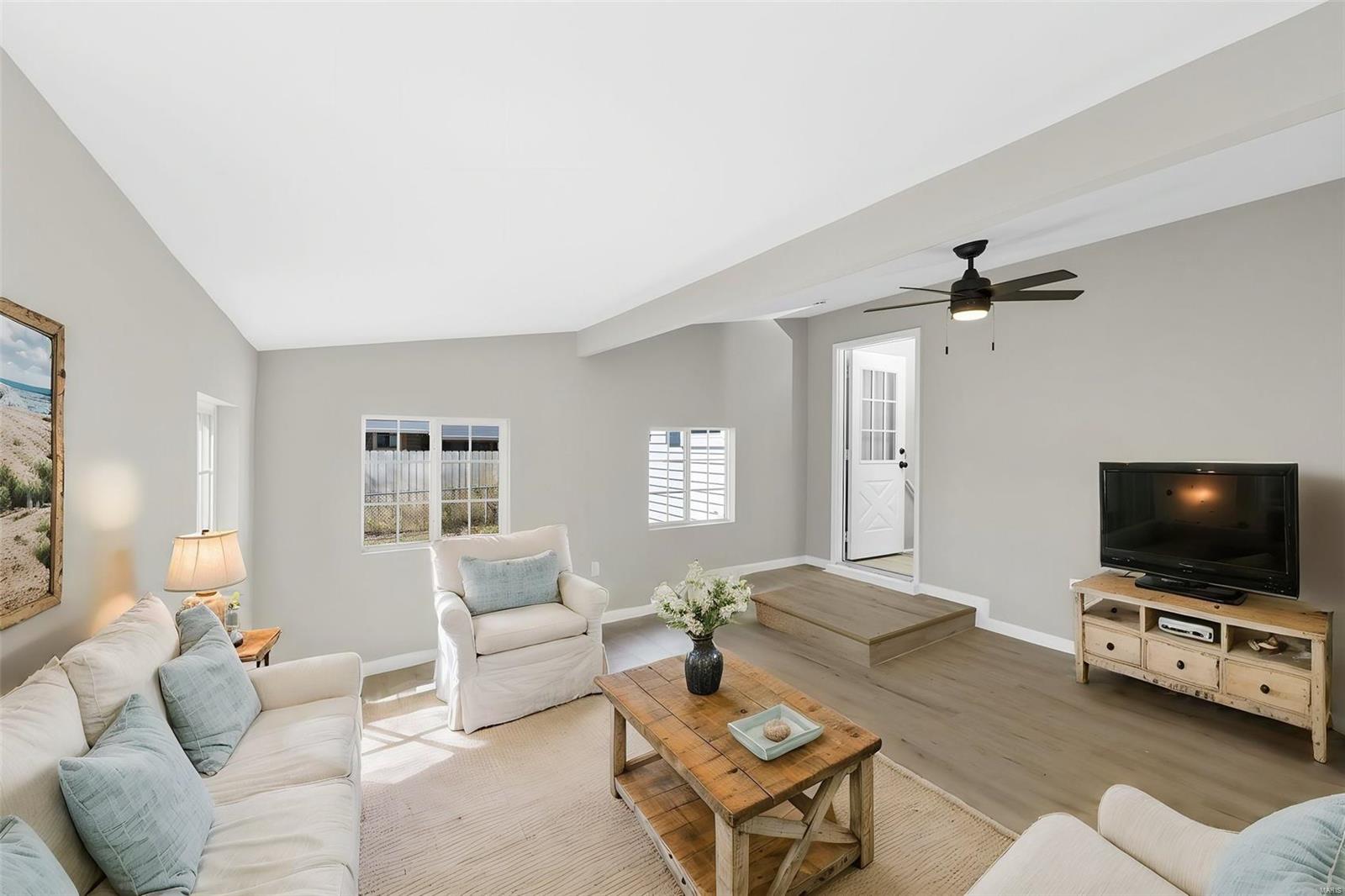 808 Pine Street St. Charles, MO 63301 - Photo 23 of 34