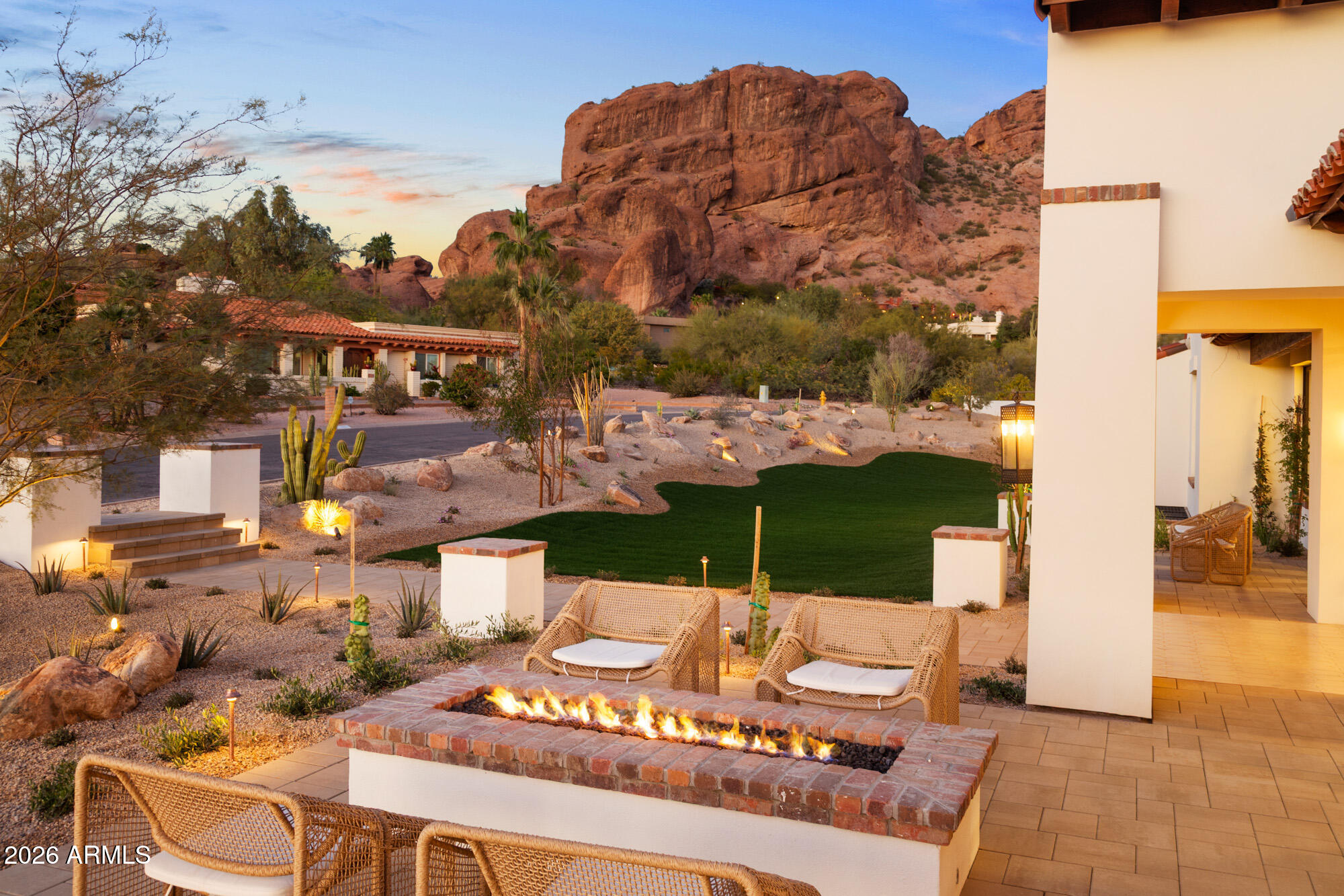 4605 East Rockridge Road Phoenix, AZ 85018 - Photo 127 of 151 4605ERockridge009-2