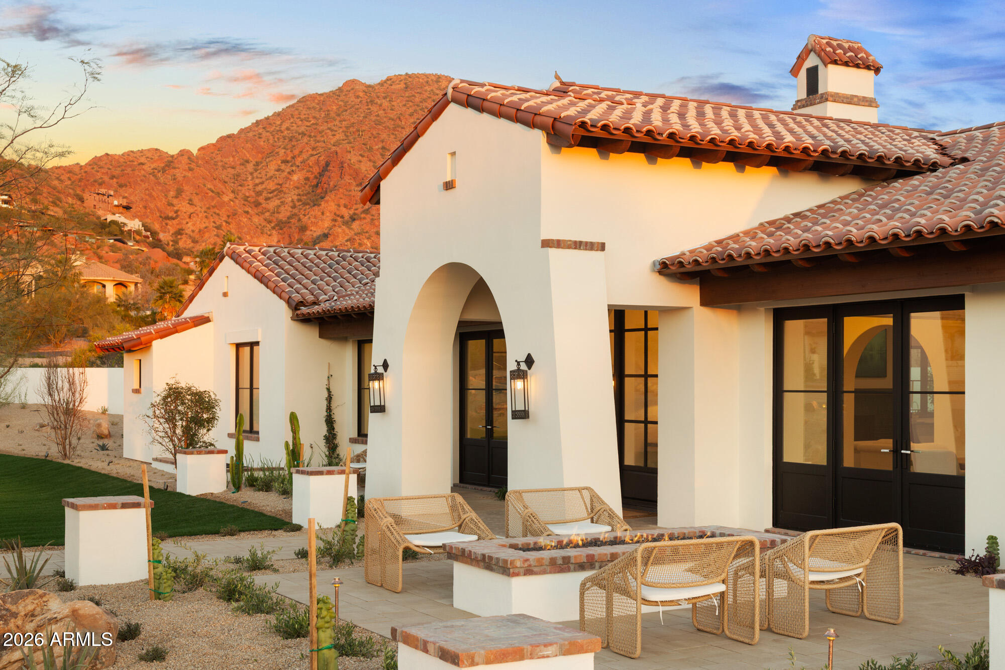 4605 East Rockridge Road Phoenix, AZ 85018 - Photo 131 of 151 4605ERockridge013-2