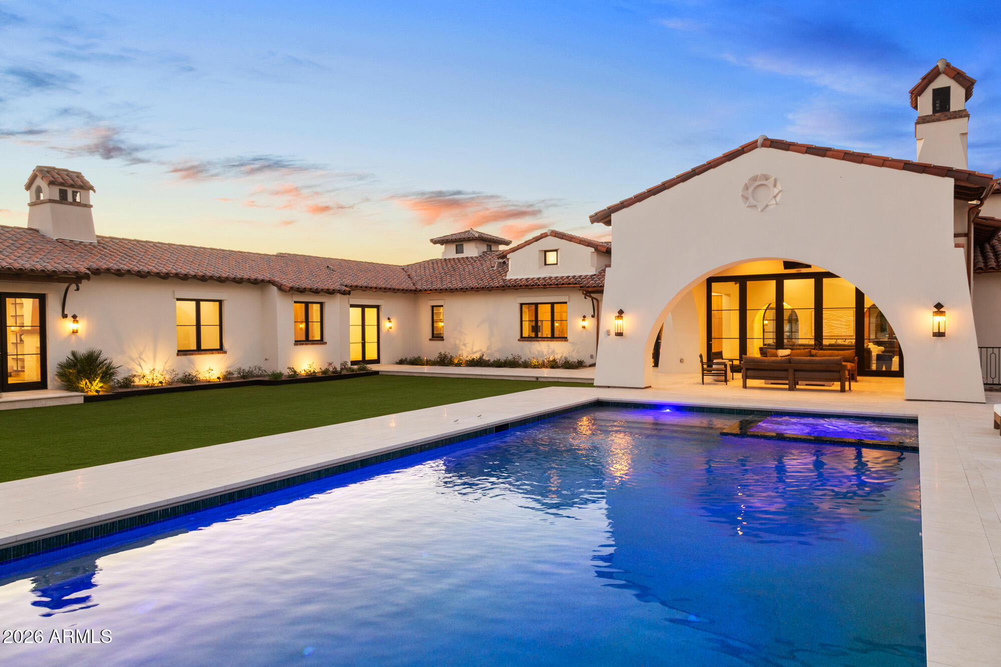 4605 East Rockridge Road Phoenix, AZ 85018 - Photo 145 of 151 4605ERockridge027-2